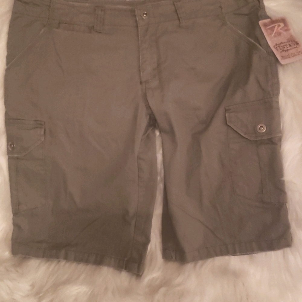 Green Olive Cargo Shorts. New with Tags!